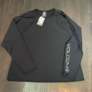 NWT Volcom long sleeved rash guard